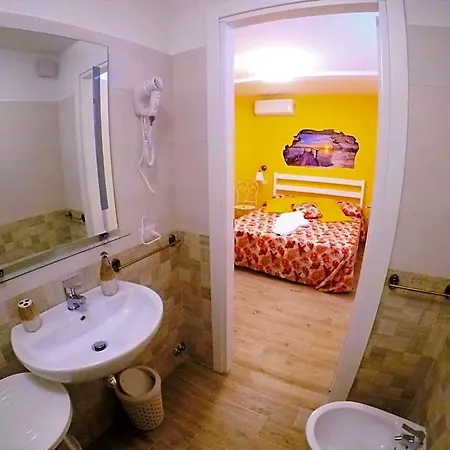 Jasiga Nocleg ze śniadaniem 4*